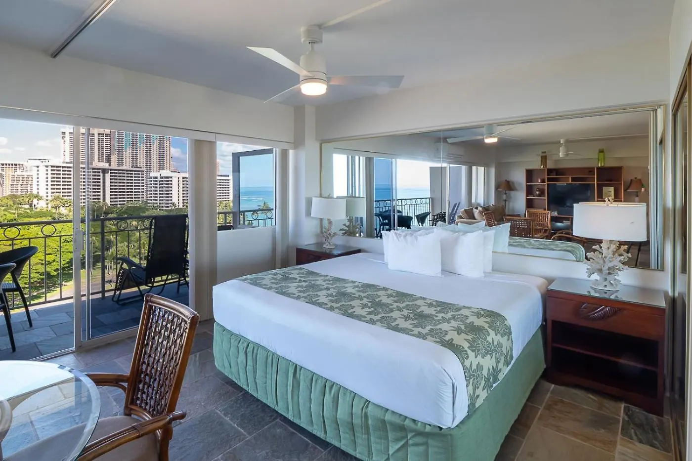 Waikiki Shore By Outrigger - Select Your Unit Honolulu Apartment