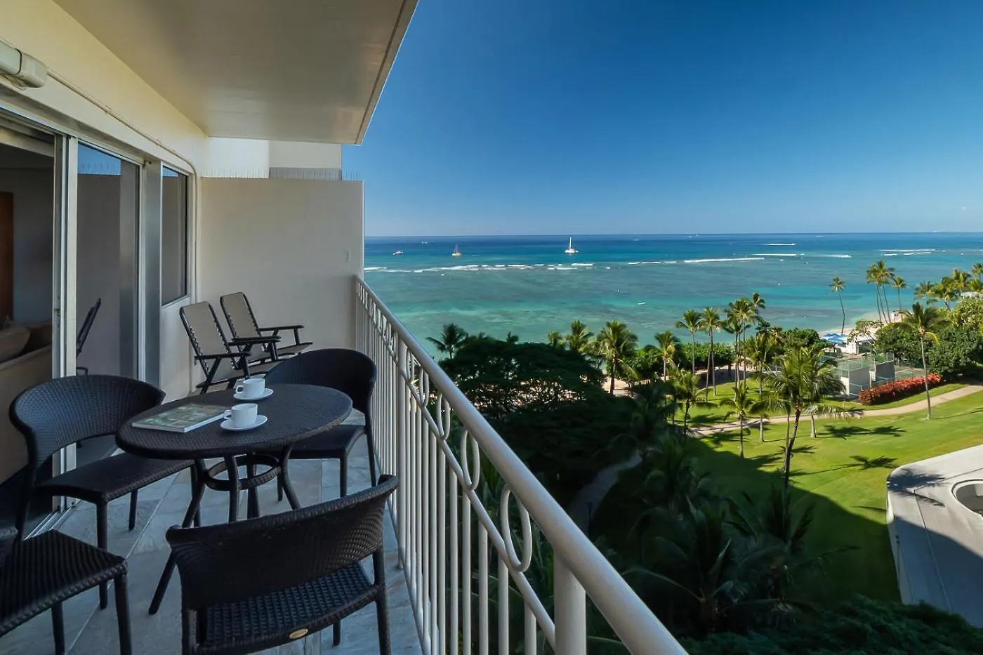 Waikiki Shore By Outrigger - Select Your Unit Honolulu United States
