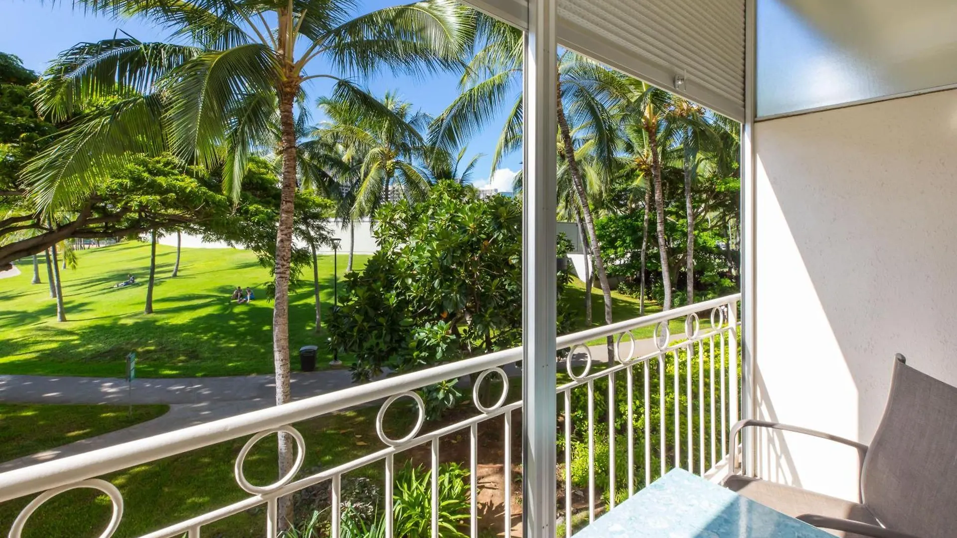 Waikiki Shore By Outrigger - Select Your Unit Honolulu United States